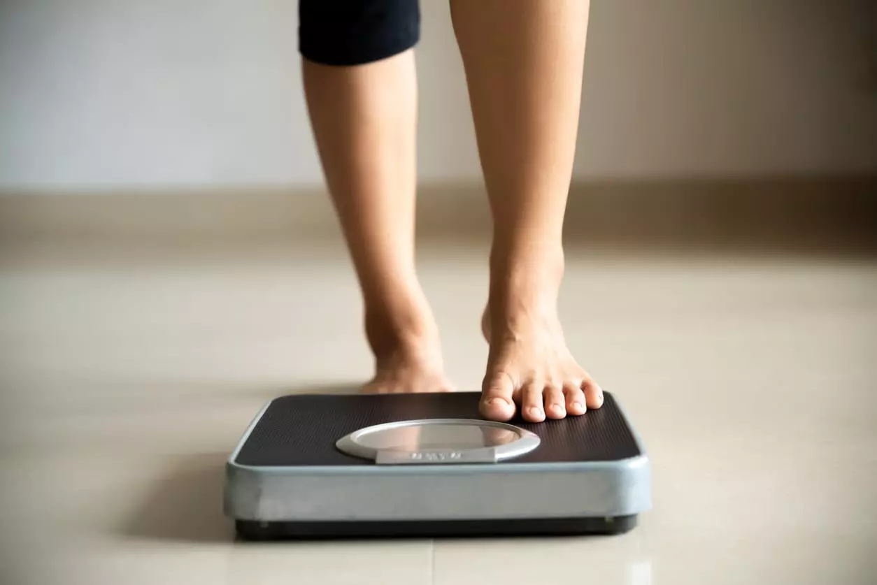 Holistic Weight Management & Daily Energy Habits for Modern Lifestyle
